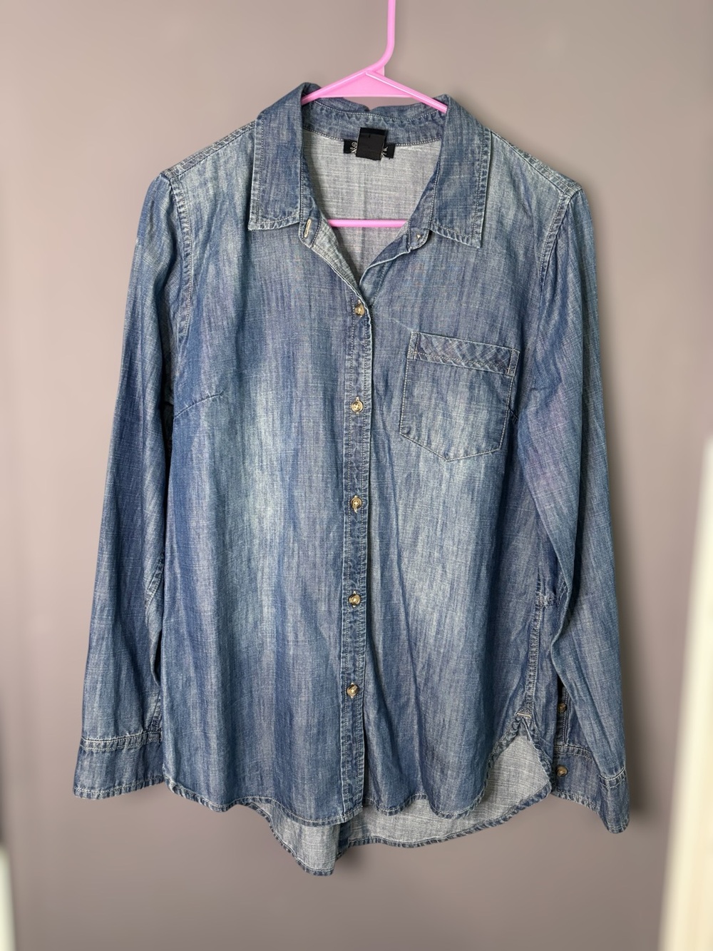Lucky Brand Blue Denim Button Back Long Sleeve Top Medium